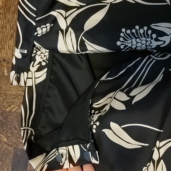 Floral print silk pant set - Picture 7 of 11